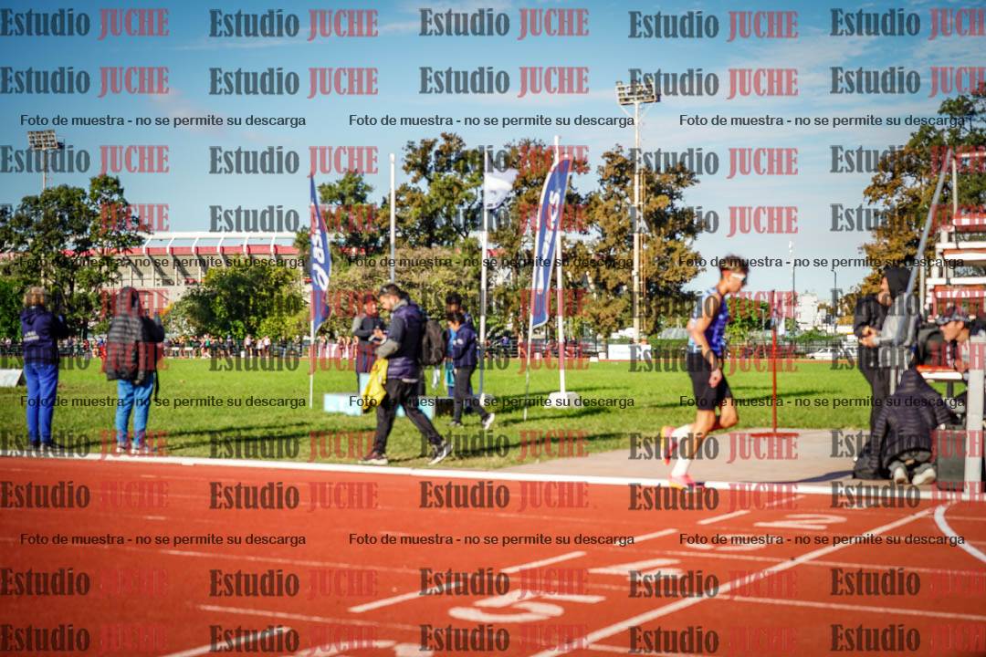 Fotos de los 3000 m llanos de varones