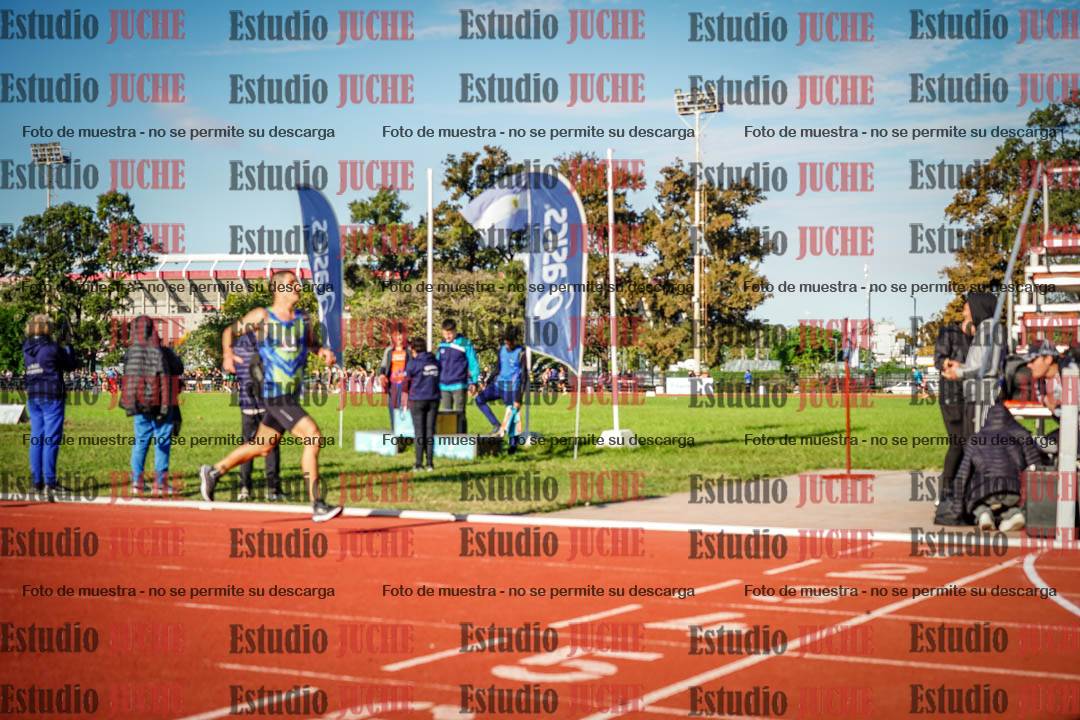Fotos de los 3000 m llanos de varones