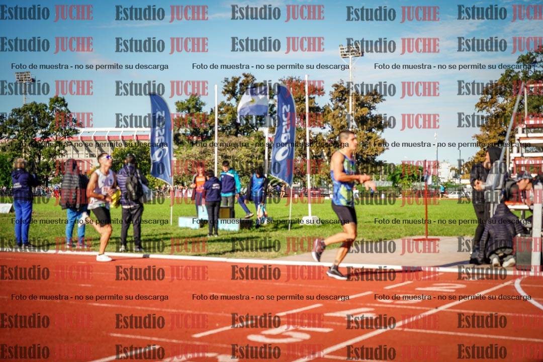 Fotos de los 3000 m llanos de varones
