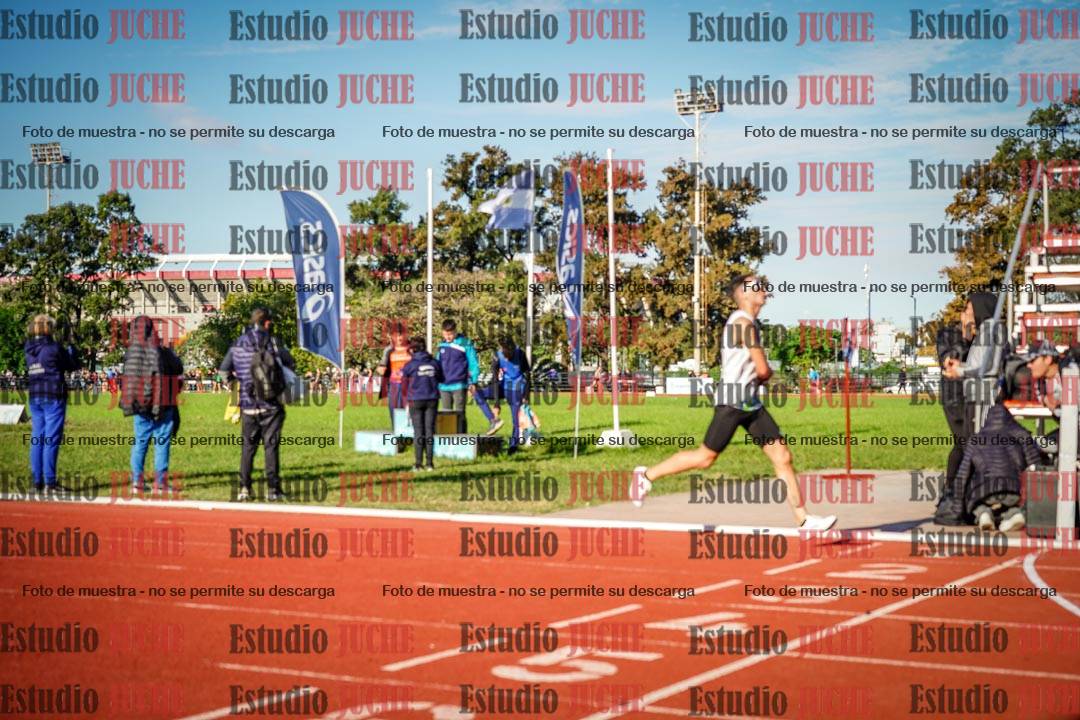Fotos de los 3000 m llanos de varones