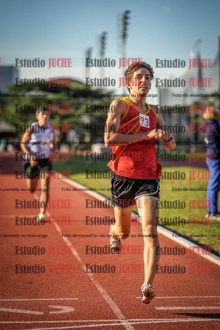 Fotos de los 3000 m llanos de varones