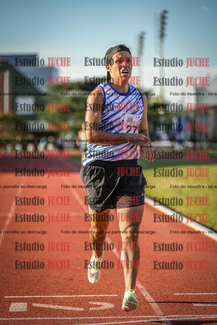 Fotos de los 3000 m llanos de varones