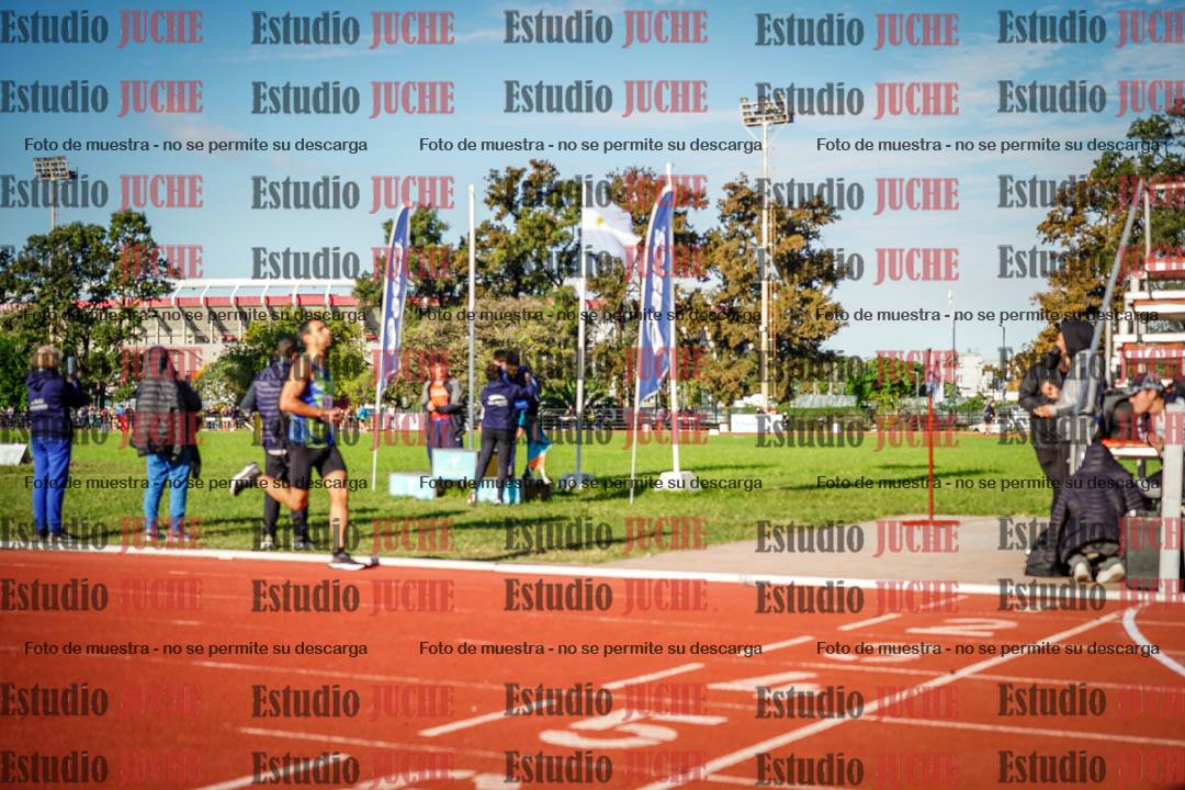 Fotos de los 3000 m llanos de varones