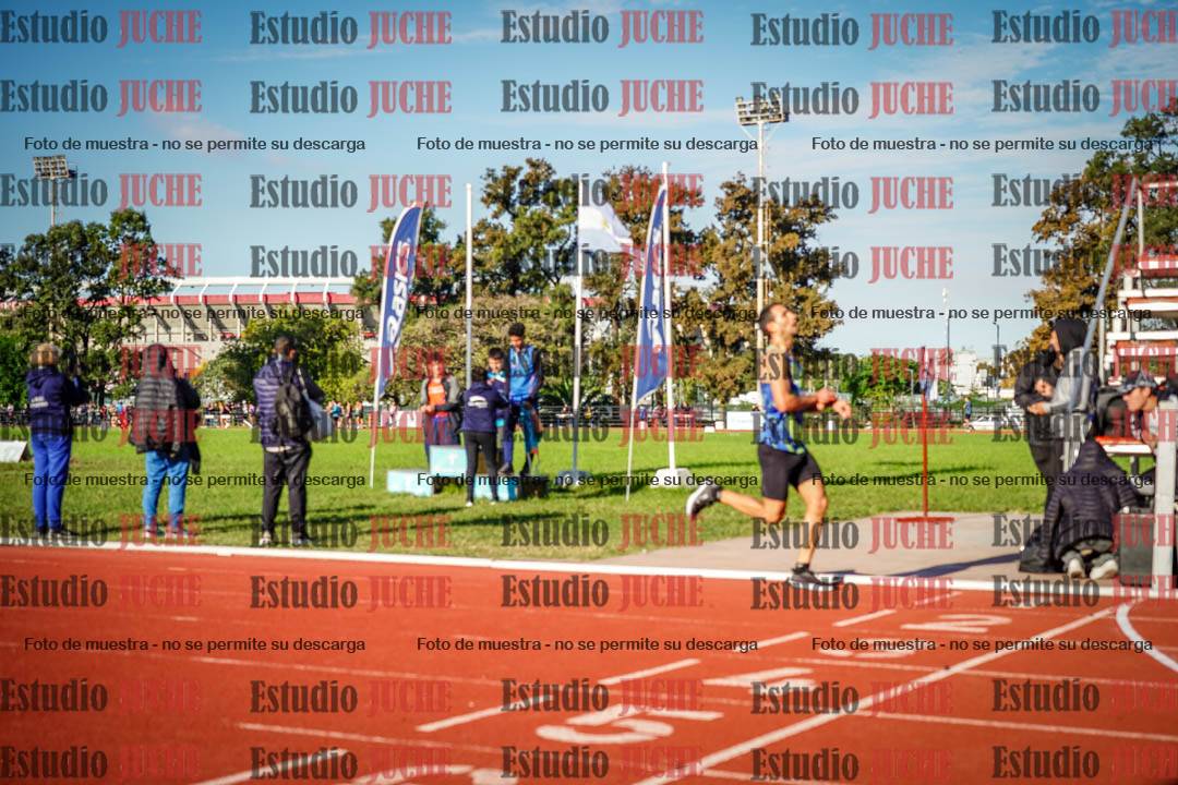 Fotos de los 3000 m llanos de varones