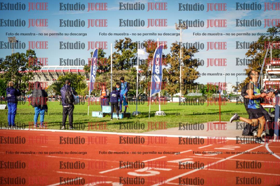 Fotos de los 3000 m llanos de varones