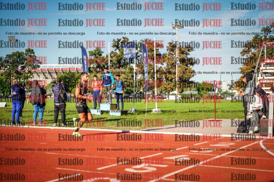 Fotos de los 3000 m llanos de varones