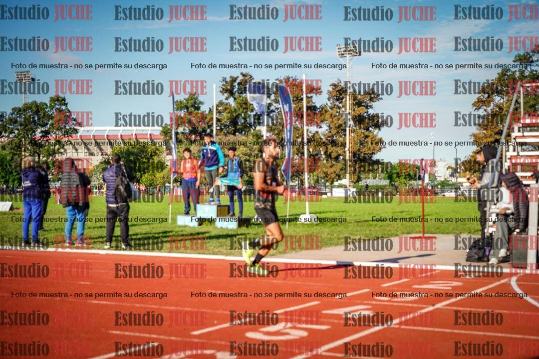Fotos de los 3000 m llanos de varones