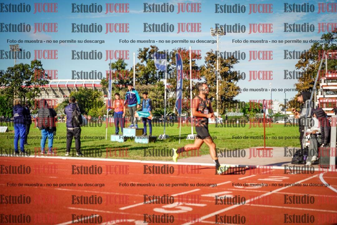 Fotos de los 3000 m llanos de varones