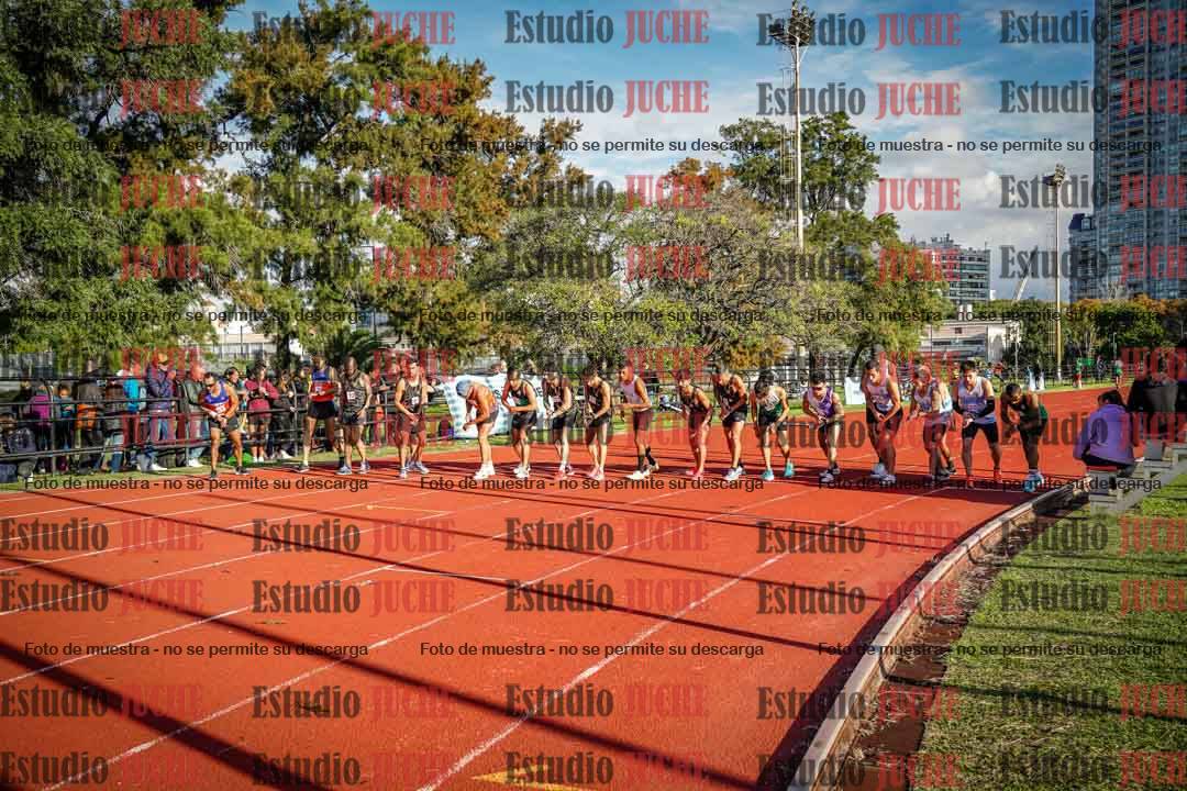 Fotos de los 3000 m llanos de varones