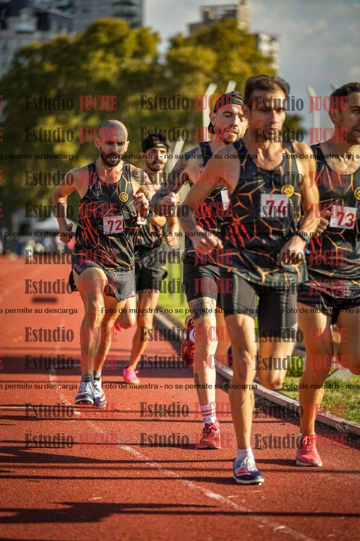 Fotos de los 3000 m llanos de varones