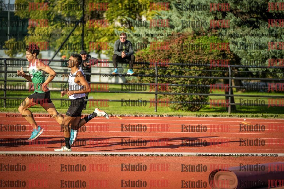 Fotos de los 3000 m llanos de varones