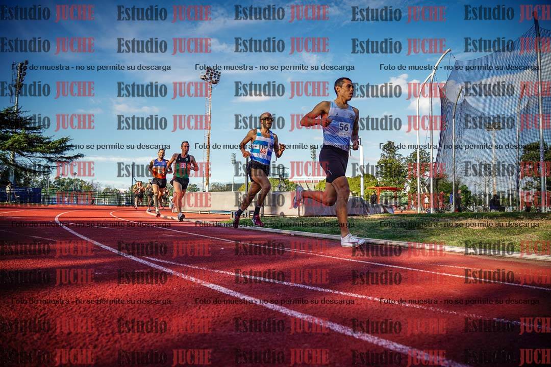 Fotos de los 3000 m llanos de varones