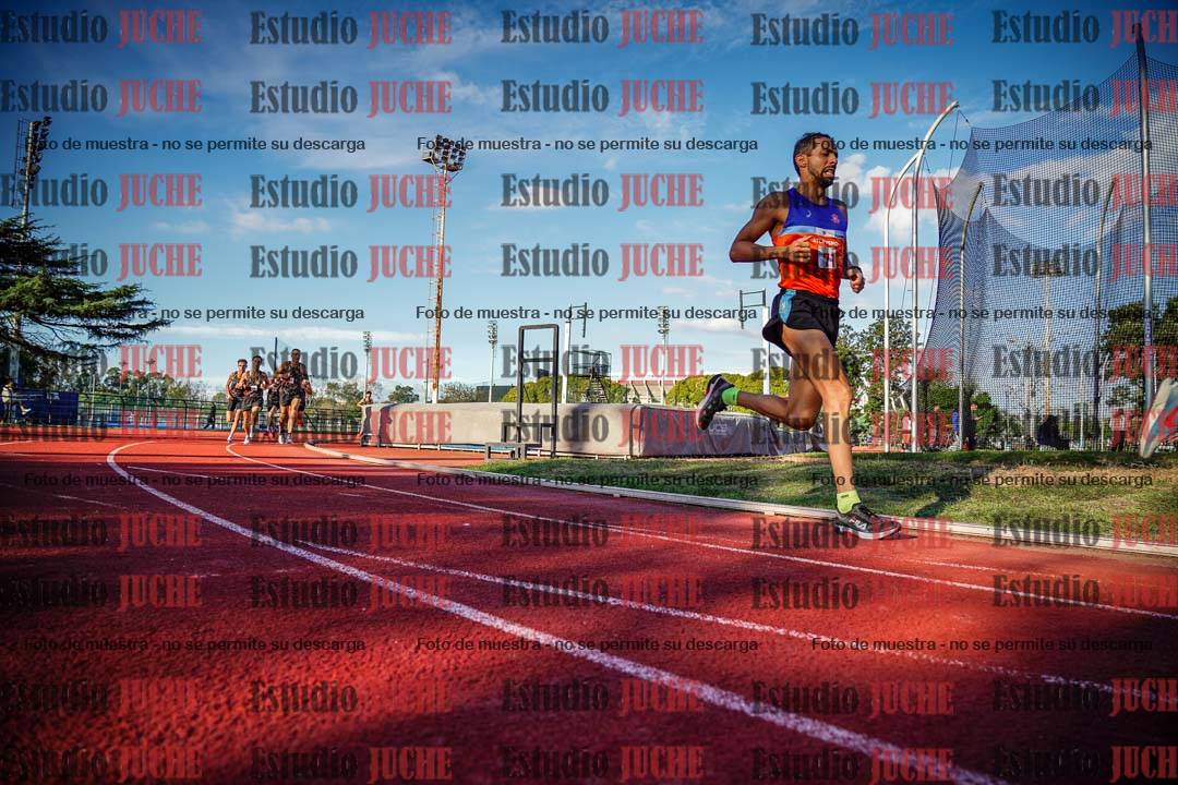 Fotos de los 3000 m llanos de varones