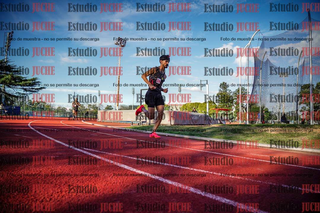 Fotos de los 3000 m llanos de varones