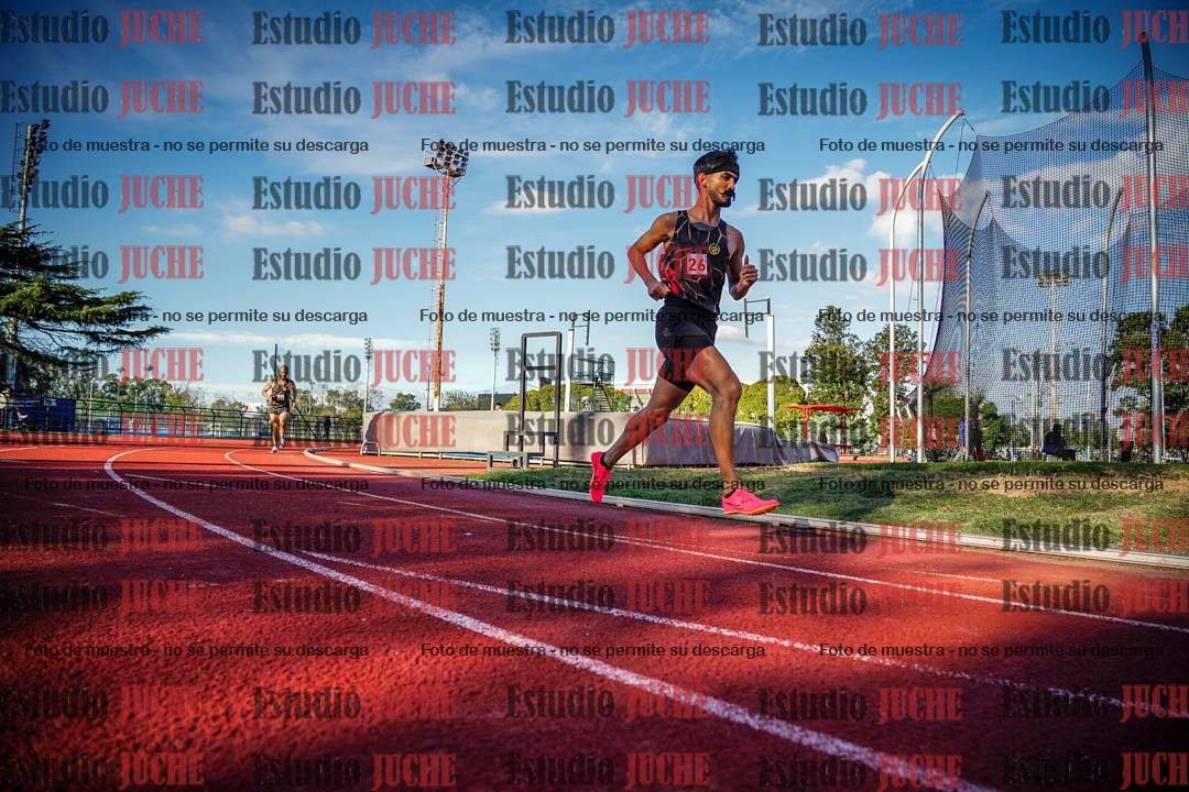 Fotos de los 3000 m llanos de varones