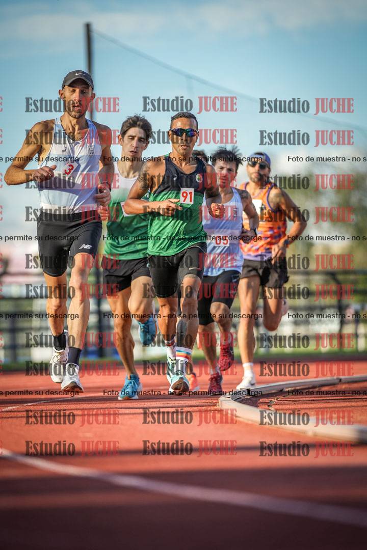 Fotos de los 3000 m llanos de varones