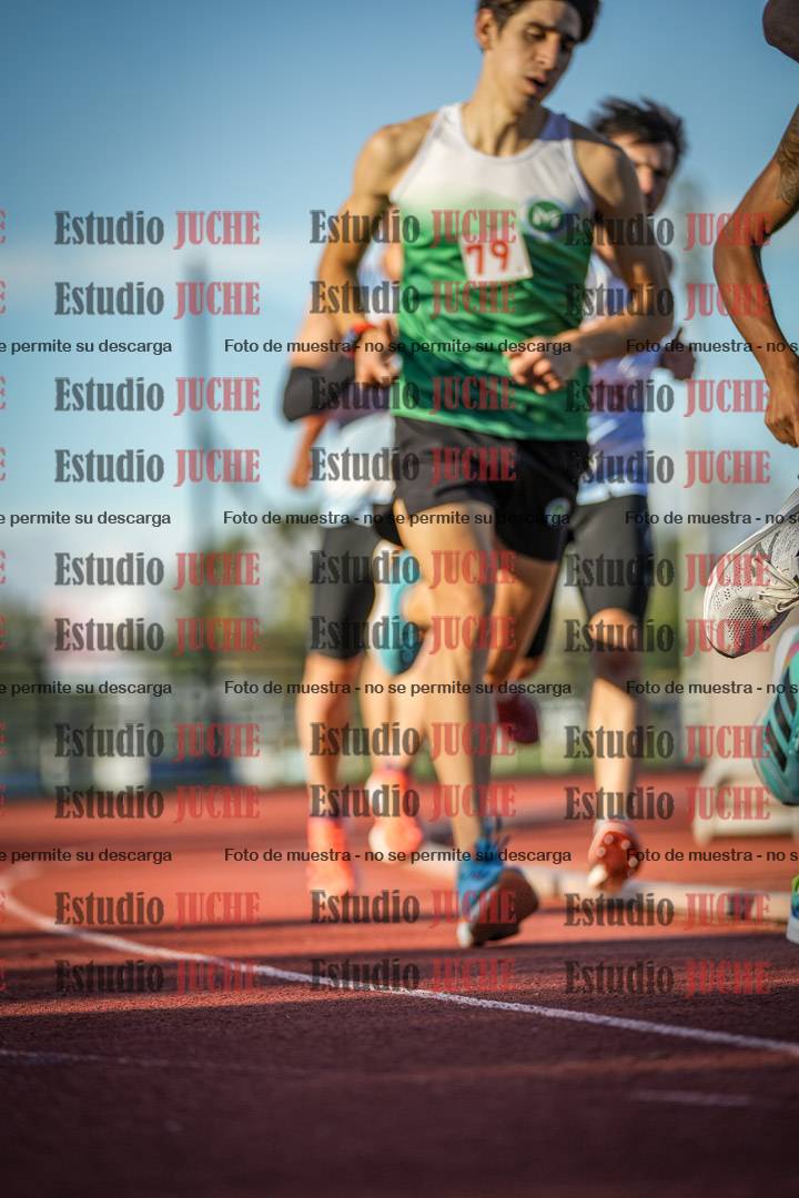 Fotos de los 3000 m llanos de varones