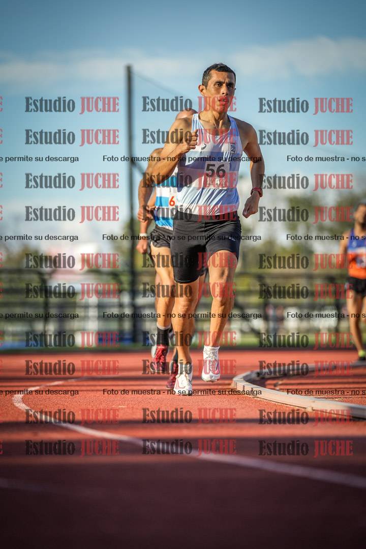 Fotos de los 3000 m llanos de varones