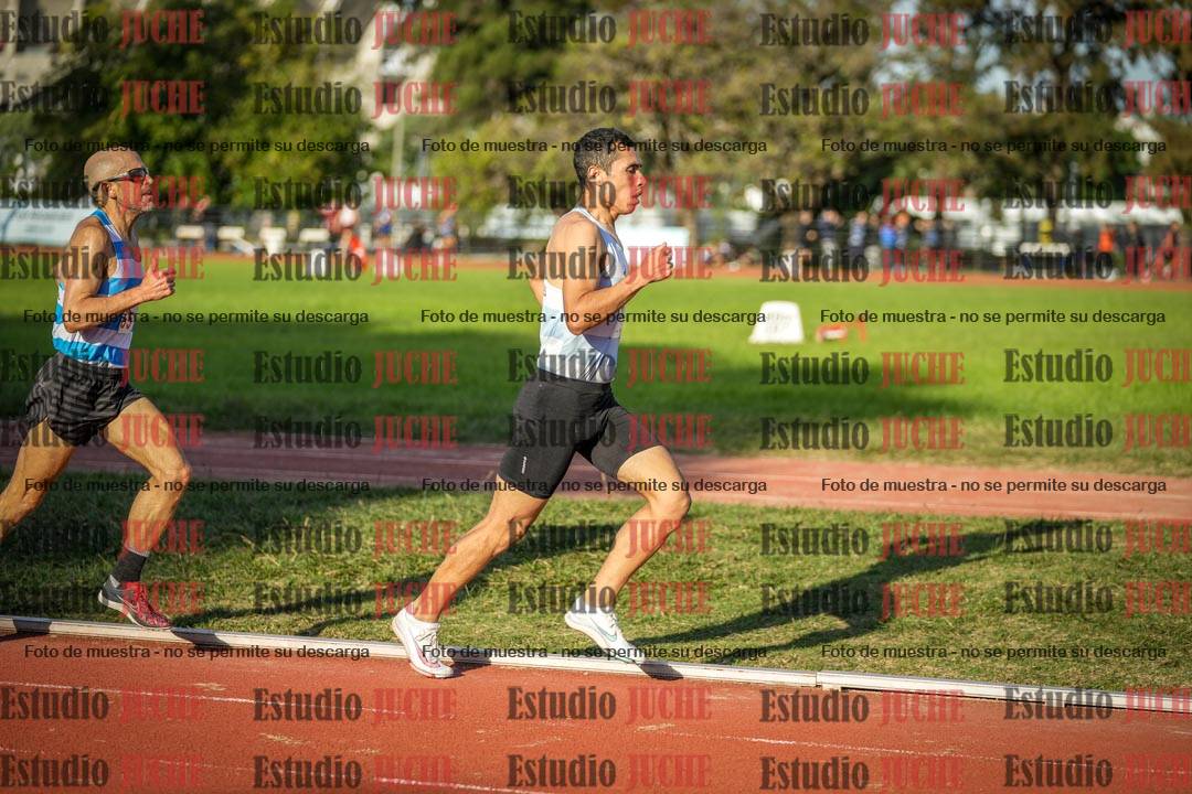 Fotos de los 3000 m llanos de varones