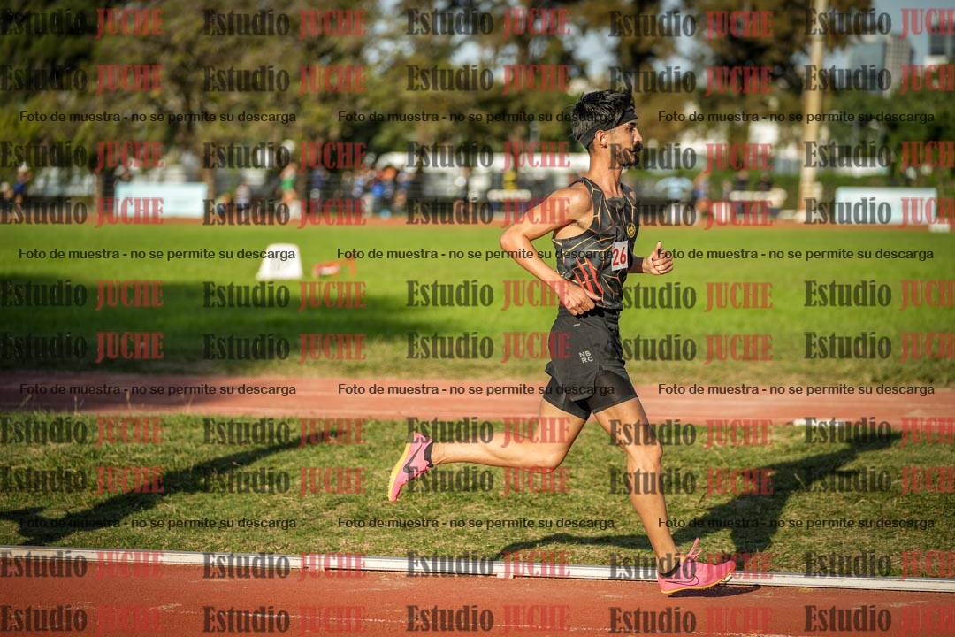 Fotos de los 3000 m llanos de varones