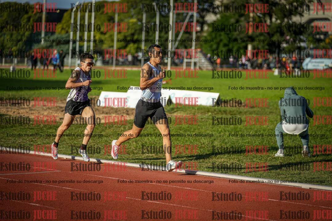 Fotos de los 3000 m llanos de varones