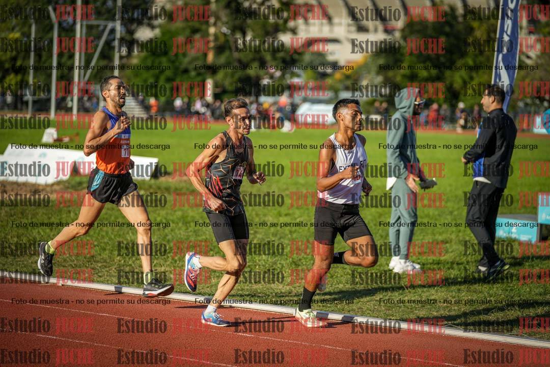 Fotos de los 3000 m llanos de varones