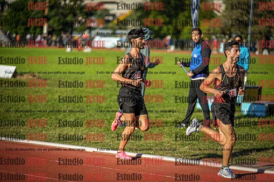 Fotos de los 3000 m llanos de varones
