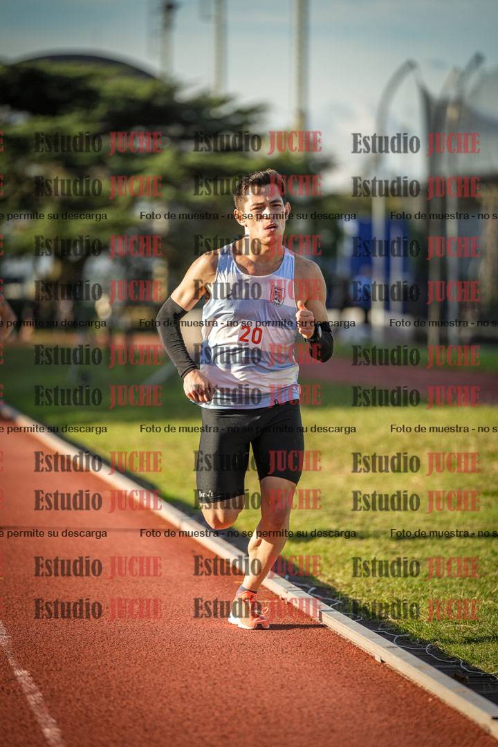 Fotos de los 3000 m llanos de varones