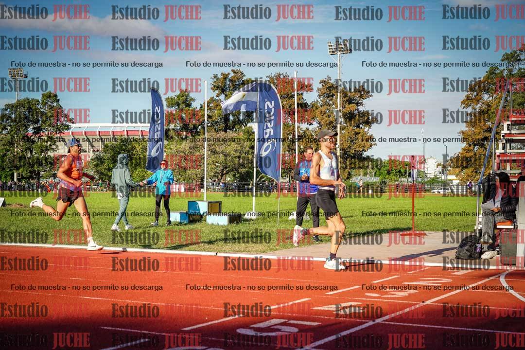 Fotos de los 3000 m llanos de varones