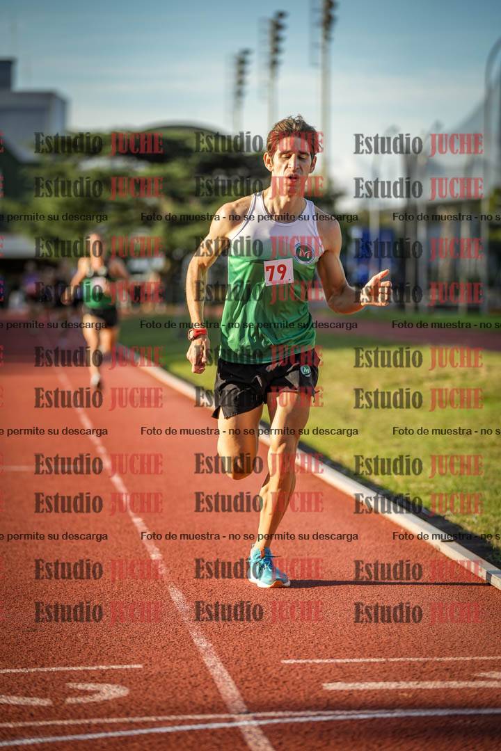 Fotos de los 3000 m llanos de varones