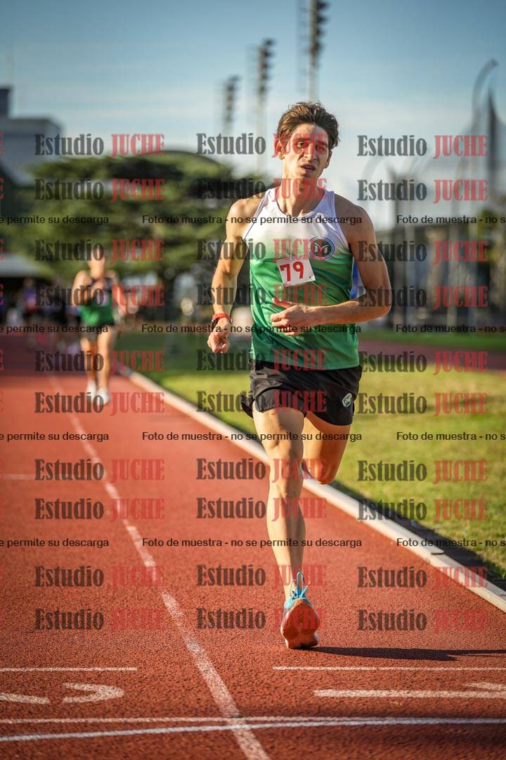 Fotos de los 3000 m llanos de varones