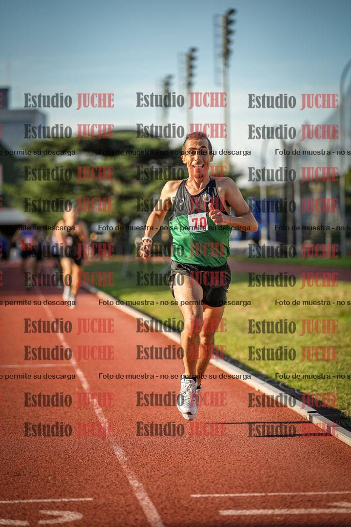 Fotos de los 3000 m llanos de varones