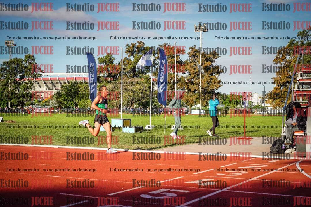 Fotos de los 3000 m llanos de varones
