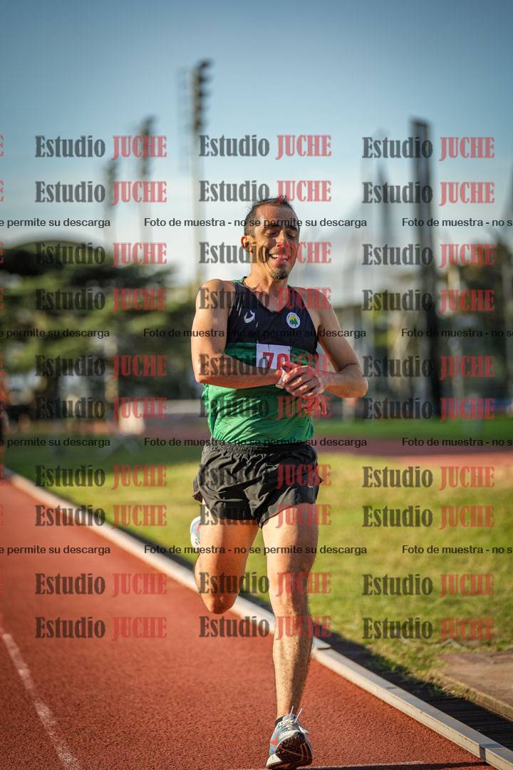 Fotos de los 3000 m llanos de varones