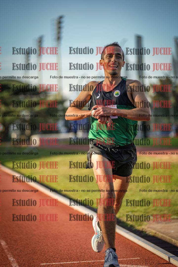 Fotos de los 3000 m llanos de varones