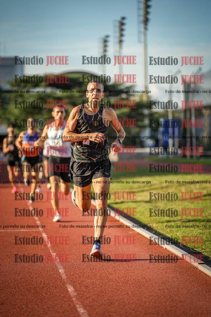 Fotos de los 3000 m llanos de varones