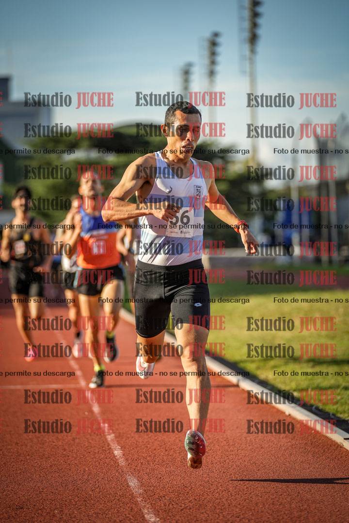 Fotos de los 3000 m llanos de varones