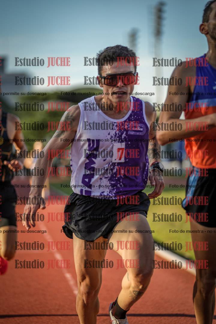 Fotos de los 3000 m llanos de varones