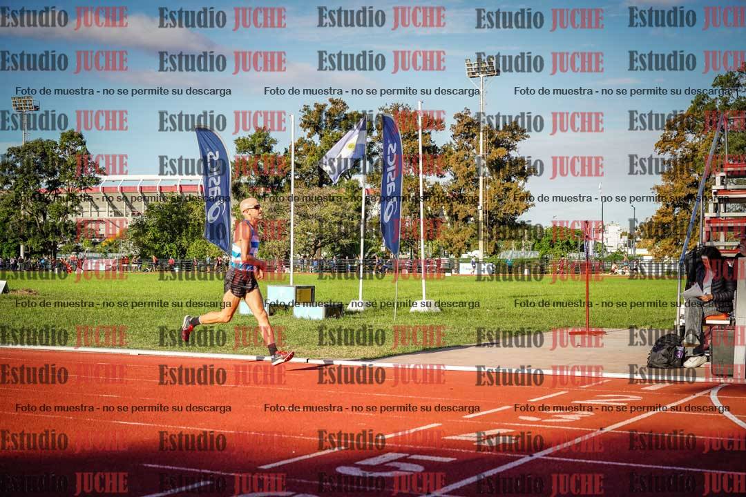 Fotos de los 3000 m llanos de varones