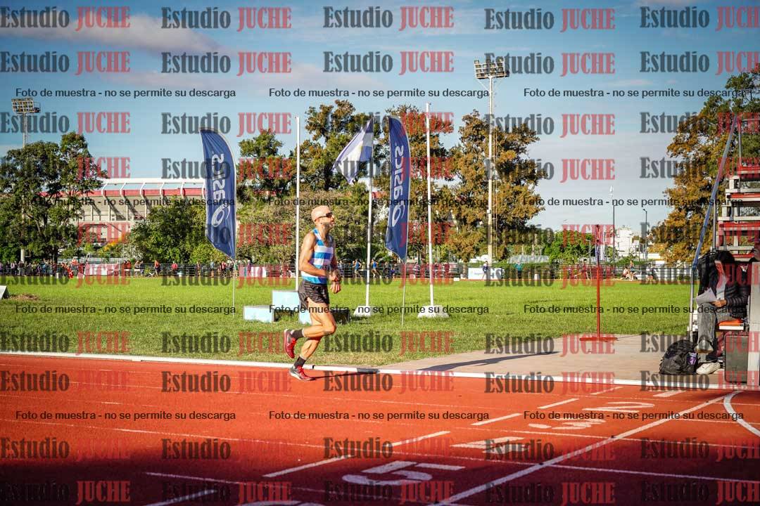 Fotos de los 3000 m llanos de varones