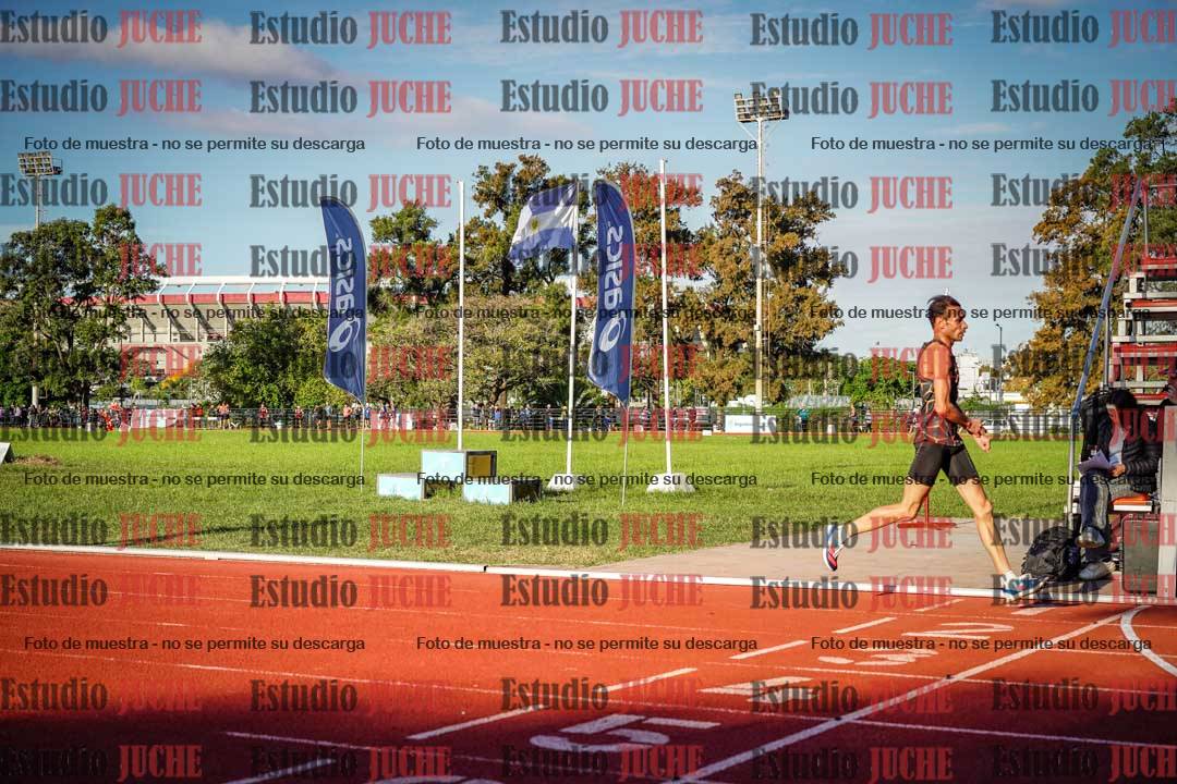 Fotos de los 3000 m llanos de varones