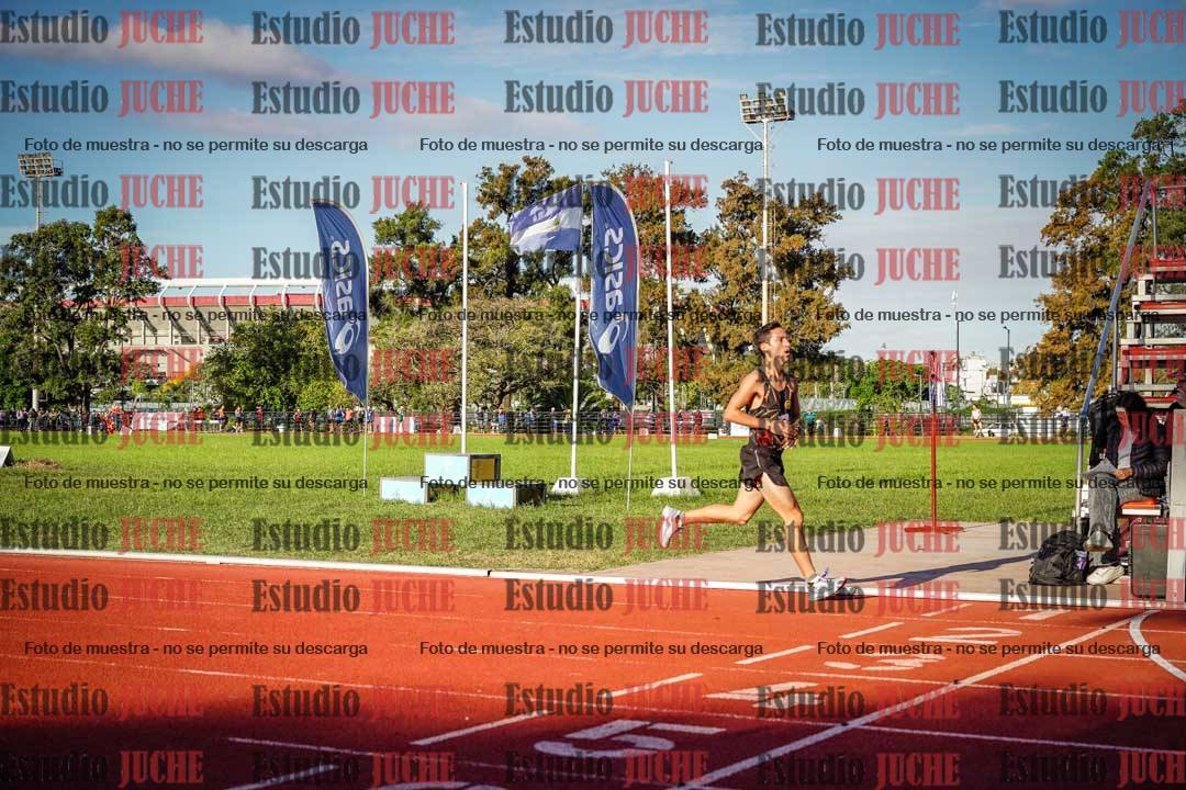Fotos de los 3000 m llanos de varones