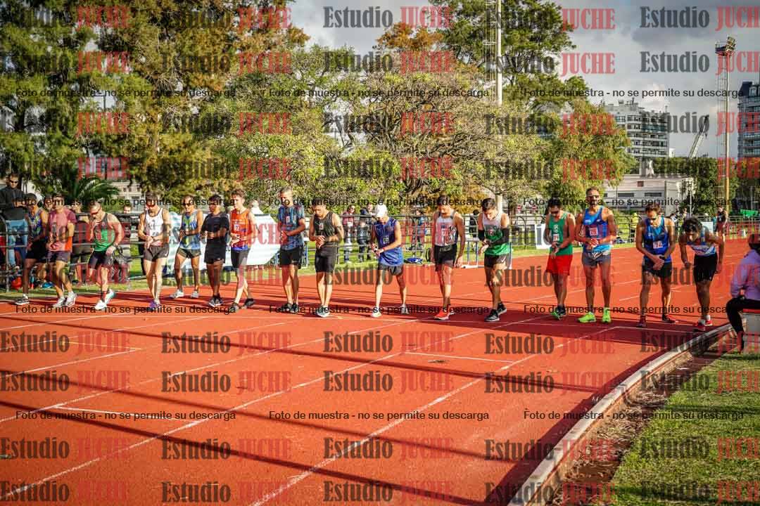 Fotos de los 3000 m llanos de varones