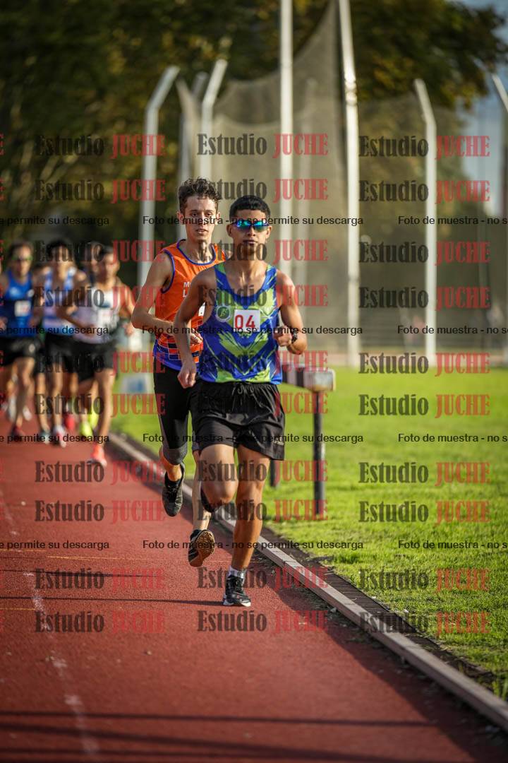 Fotos de los 3000 m llanos de varones