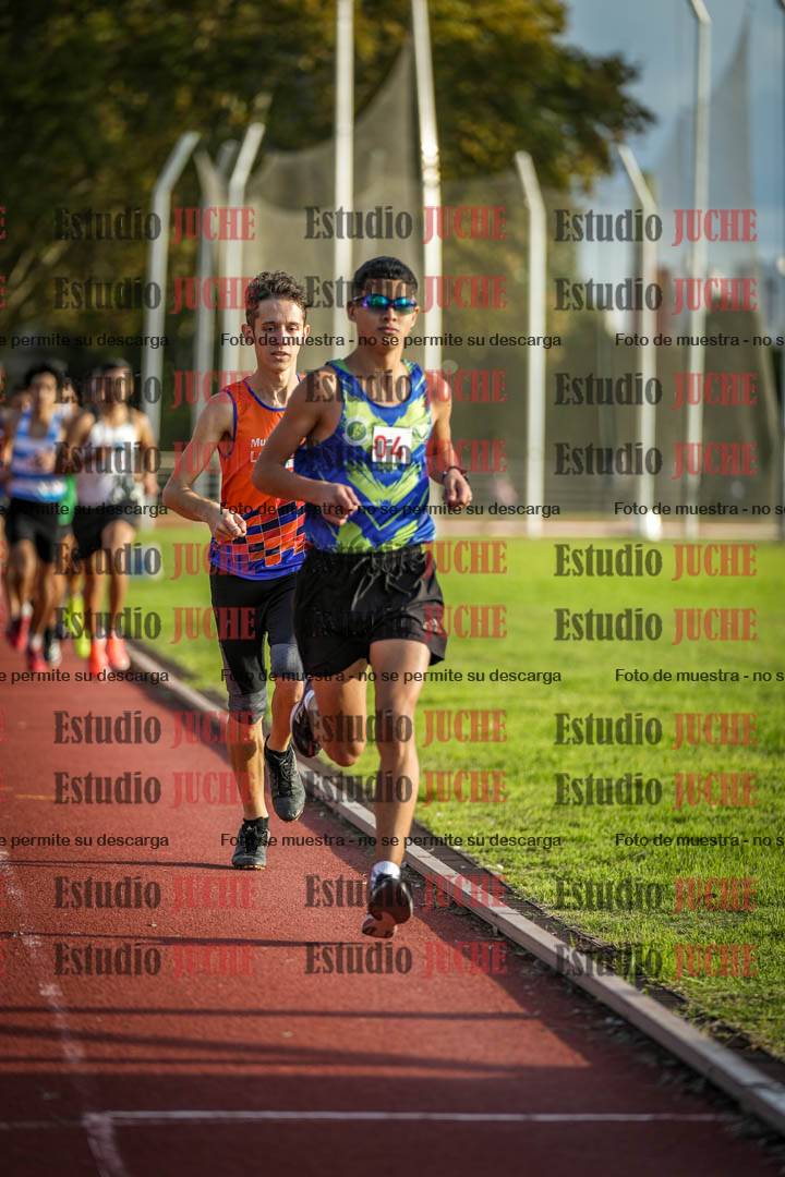 Fotos de los 3000 m llanos de varones