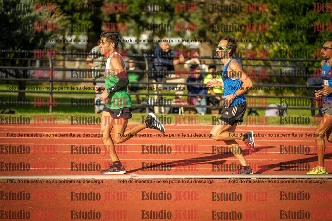 Fotos de los 3000 m llanos de varones