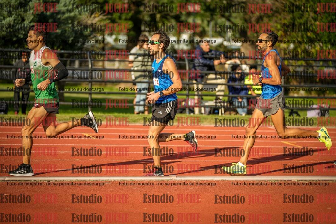 Fotos de los 3000 m llanos de varones