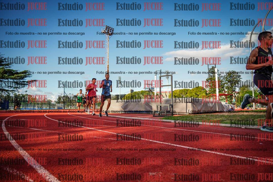 Fotos de los 3000 m llanos de varones