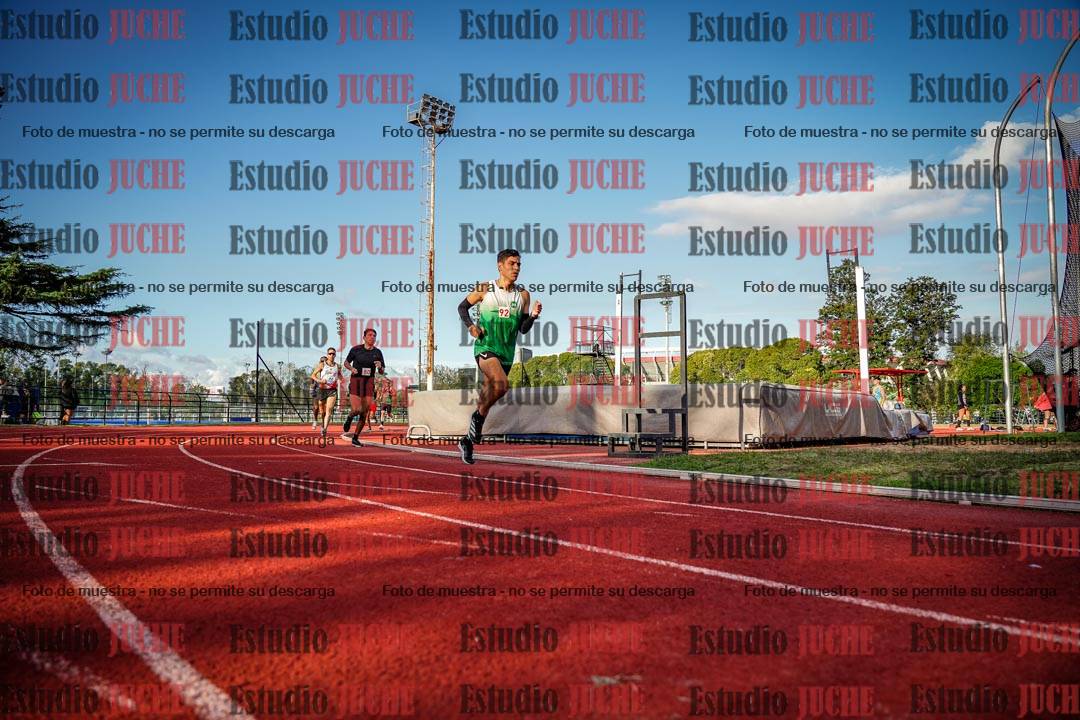 Fotos de los 3000 m llanos de varones