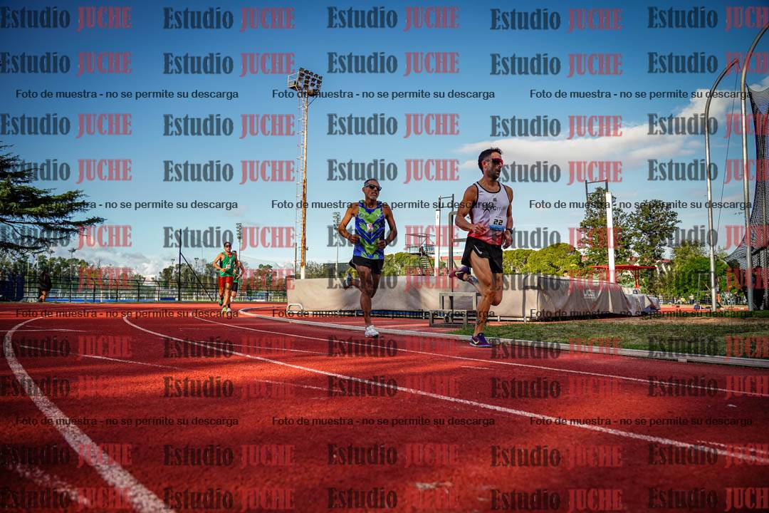 Fotos de los 3000 m llanos de varones